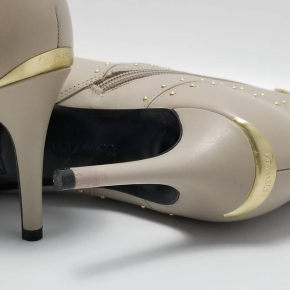 Calvin Klein Womens Grazia Ankle Boots Booties Beige Studded Pointed Toe 9.5 - Picture 11 of 12